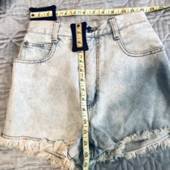 '80s Made in USA Jean Shorts - Picture 7 of 7